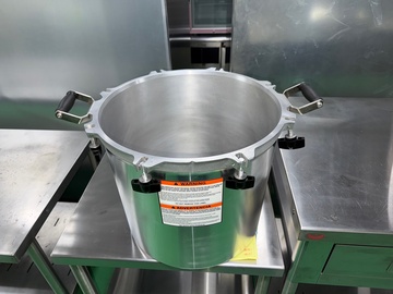 中古品 アルミ製 圧力鍋#941 約40L 41.5Q イメージ3