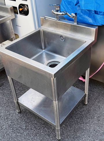 中古　ステンレス一槽シンク　600＊600 イメージ1