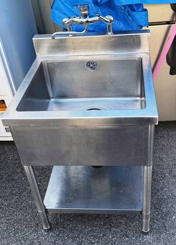 中古　ステンレス一槽シンク　600＊600 イメージ3